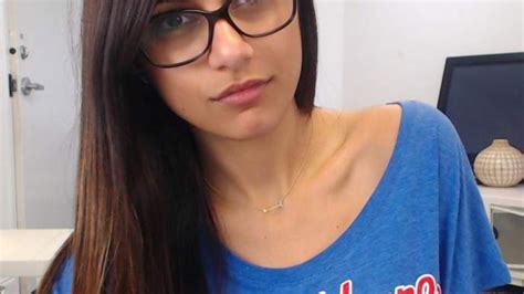 mia kaliffa porno|Mia Khalifa Porno Videos 